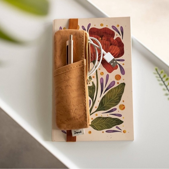 Floral Notebook & Pouch Set - Picture 1 of 3